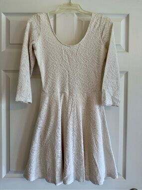 Abercrombie & Fitch Cream Lace Long-Sleeve Fit & Flare Dress